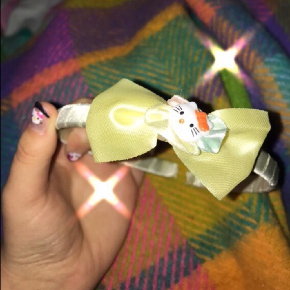 PASTEL YELLOW HELLO KITTY HEADBAND KAWAII GYARU JAPAN